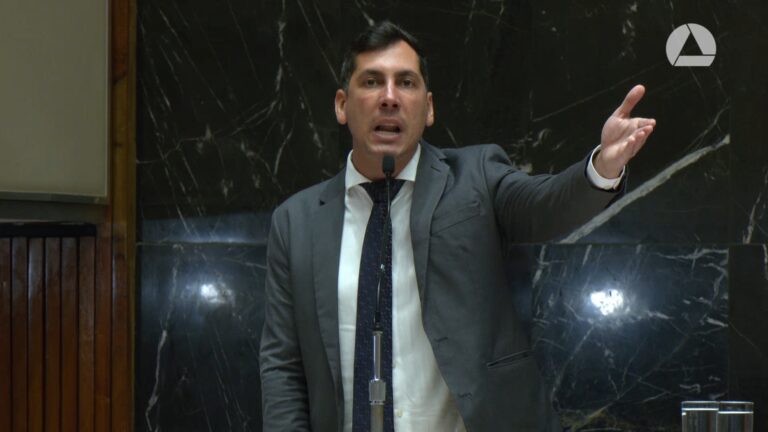 Deputado Lucas Lasmar pede abertura de CPI para investigar situação crítica dos hospitais da FHEMIG