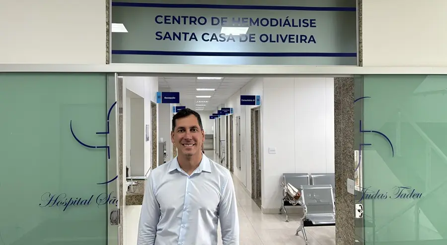 Centro de hemodiálise de Oliveira completa 3 anos com 43 mil sessões e vira referência regional