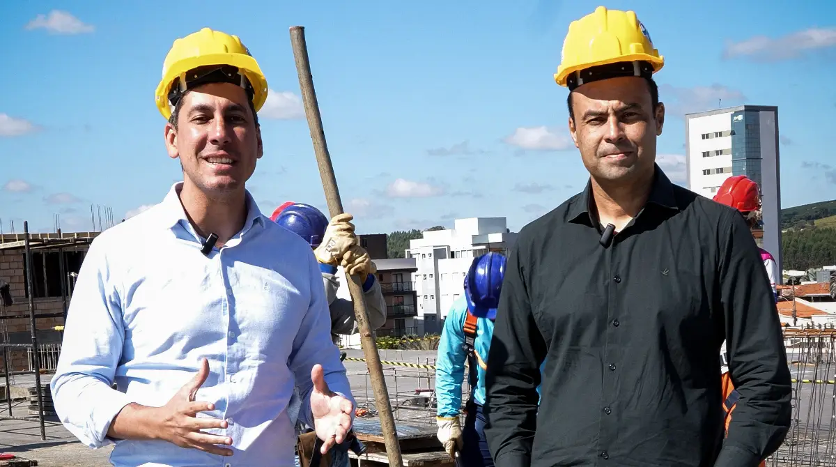 Deputado Lucas Lasmar acompanha avanço das obras do novo prédio da Santa Casa, que já atinge o quinto andar