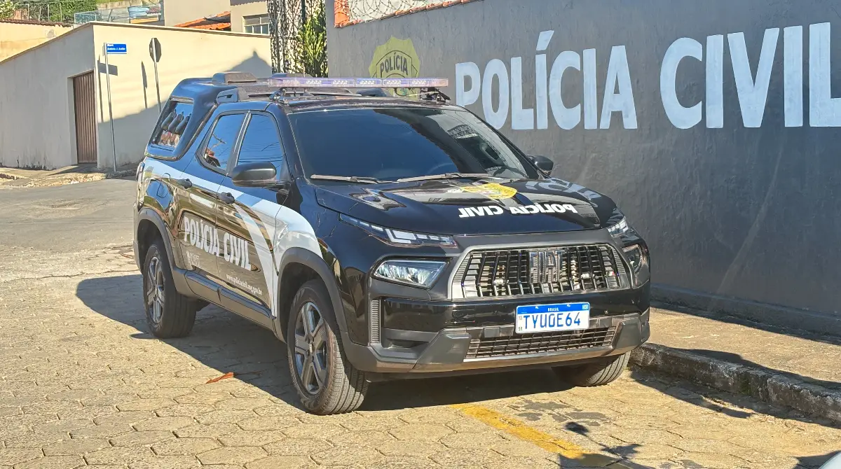 Deputado Estadual Lucas Lasmar entrega viatura 0 km para a Polícia Civil de Santo Antônio do Amparo