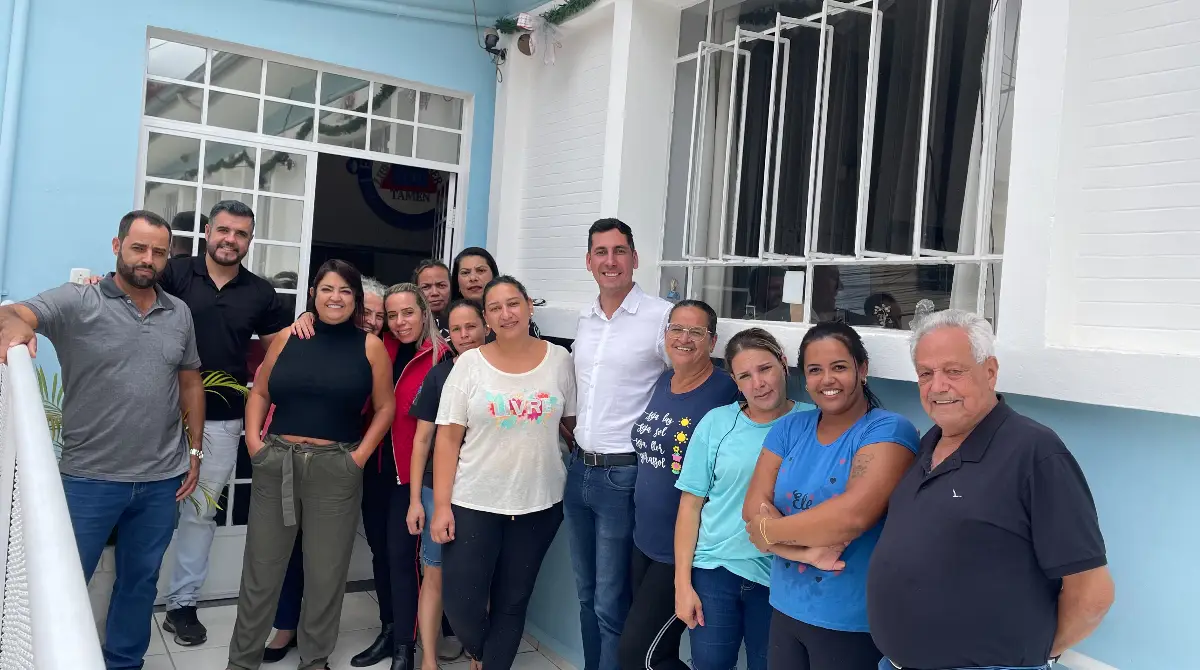 Lucas Lasmar destina R$ 80 mil para Escola Estadual em Rit&aacute;polis