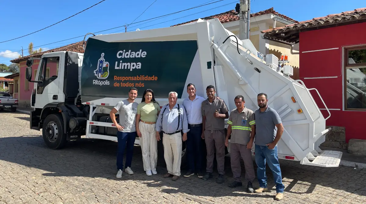 Deputado Estadual Lucas Lasmar destina emenda de mais de meio milhão de reais para Ritápolis e viabiliza novo caminhão de lixo